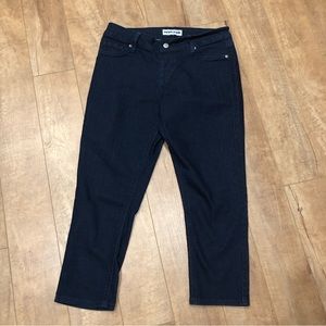 Nygård Mid Rise Capris stretch denim dark blue